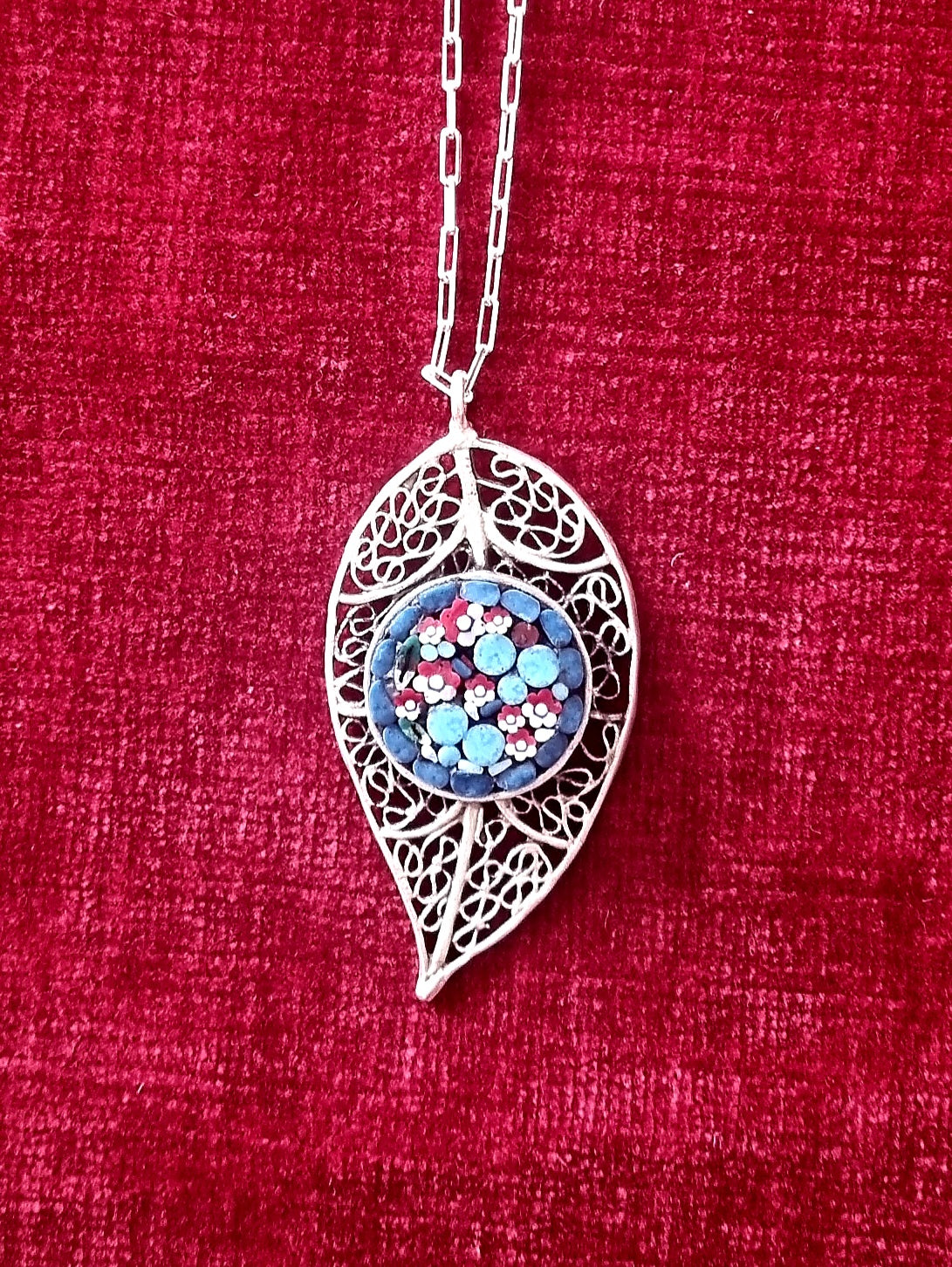 Filigree Leaf Pendant